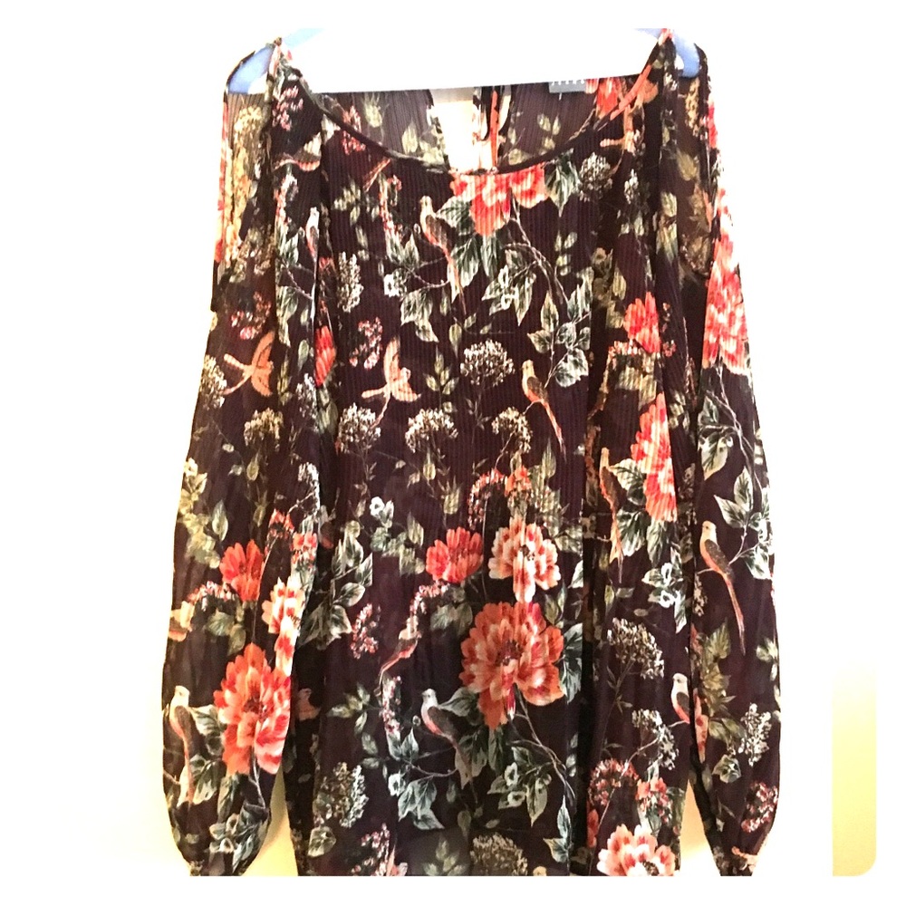 So Ho New York and Company cold shoulder blouse